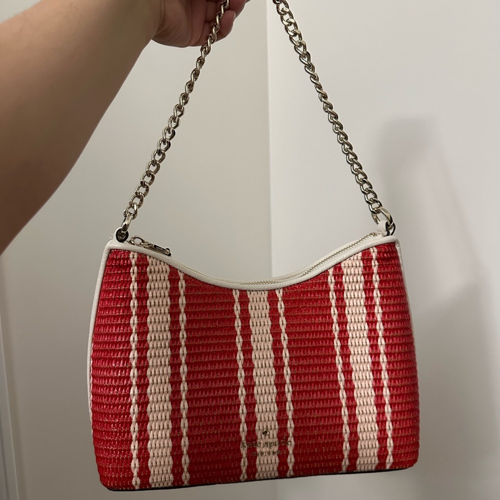 Kate Spade Zippy Convertible Crossbody in Tomato Heirloom